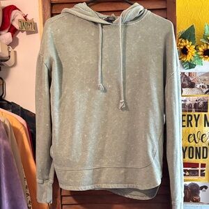 Universal Thread Light Green Hoodie Sweater